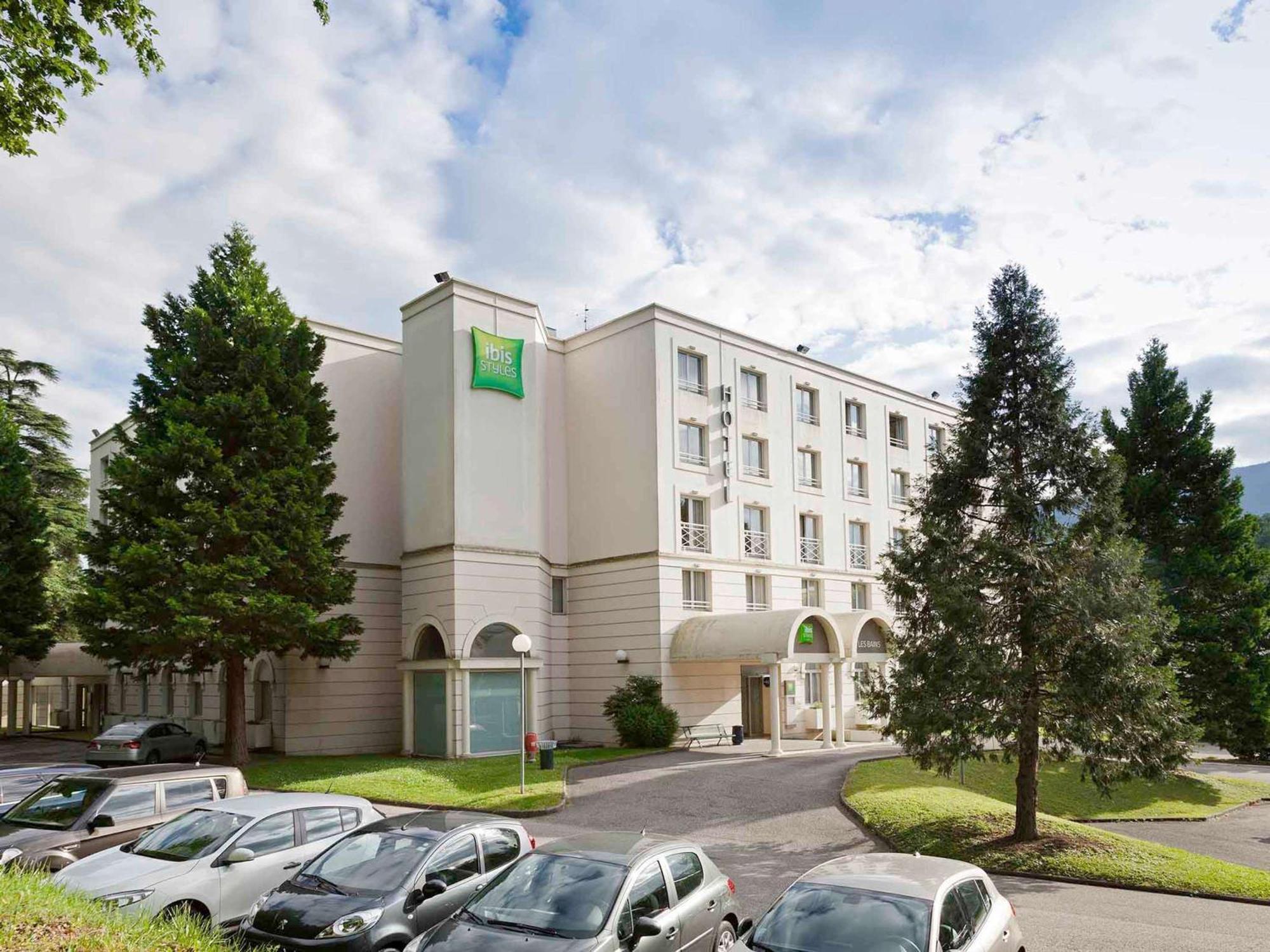 Hotel Ibis Styles Aix Les Bains Domaine De Marlioz 3*